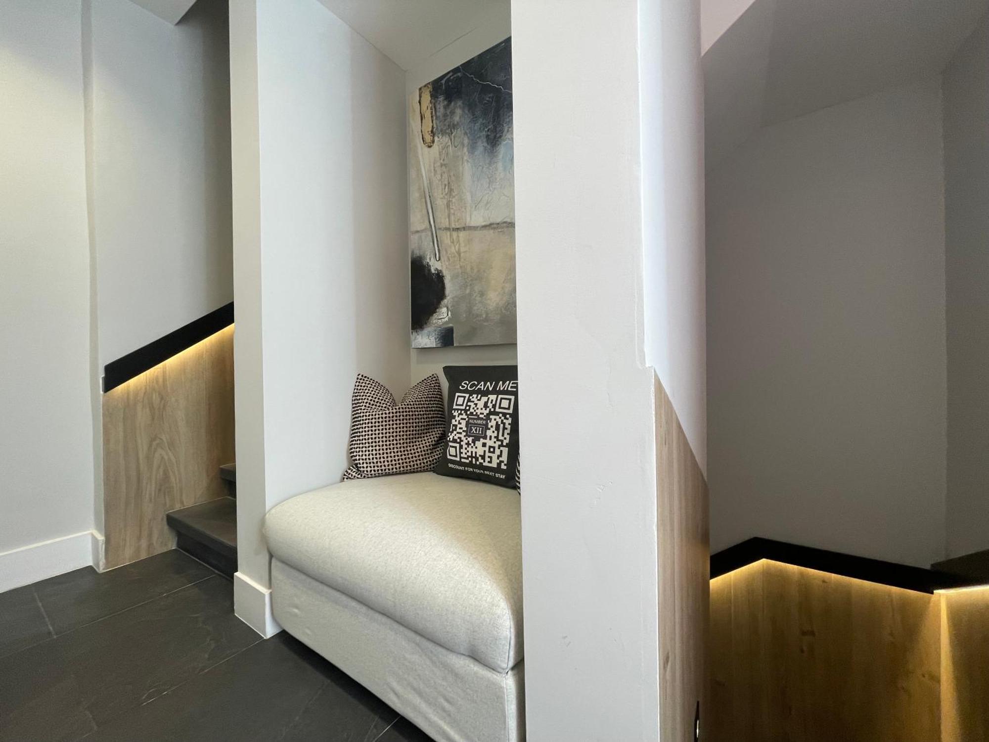 Apartment 2 Bedroom Penthouse