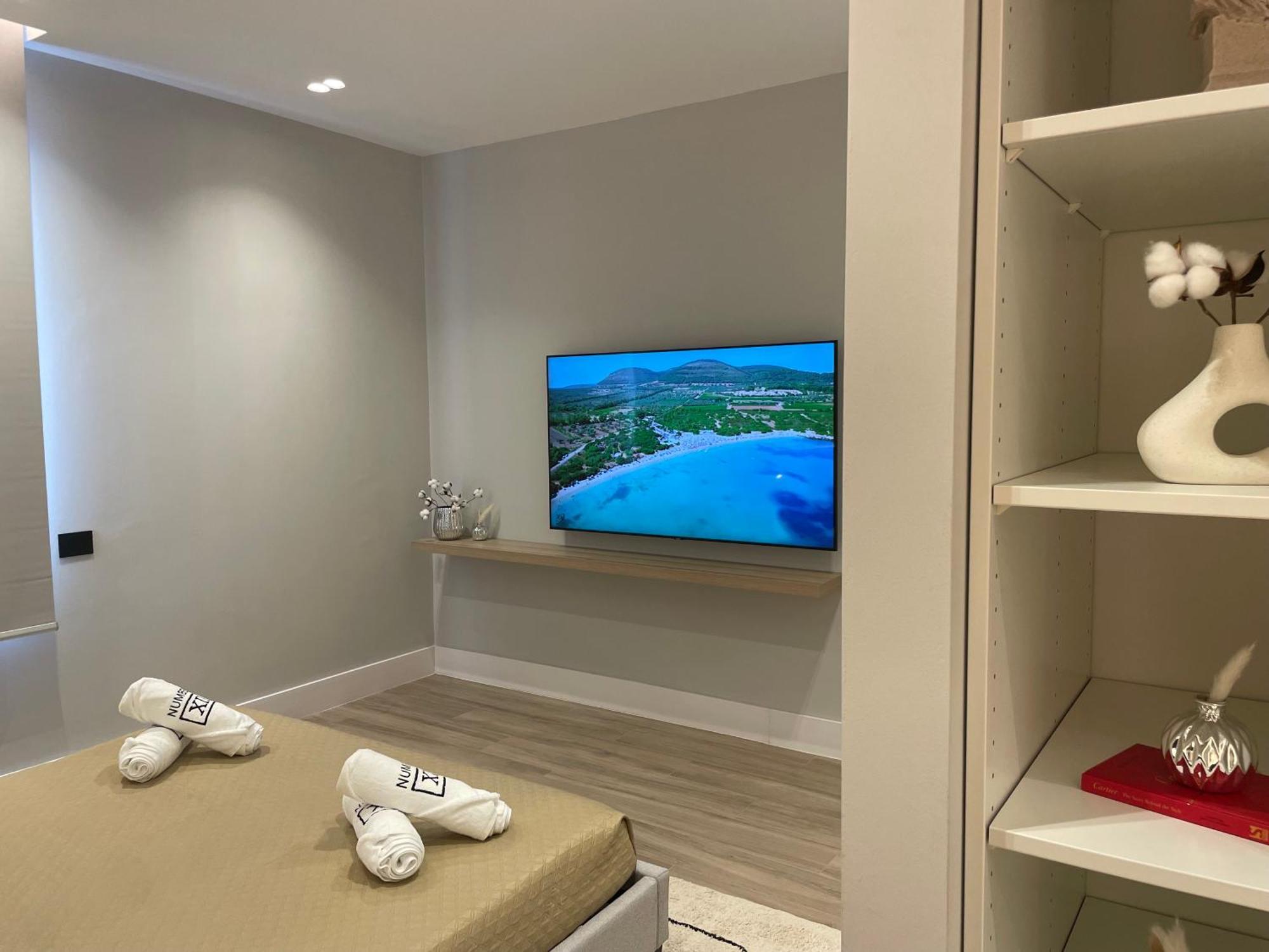 Apartment 2 Bedroom Penthouse