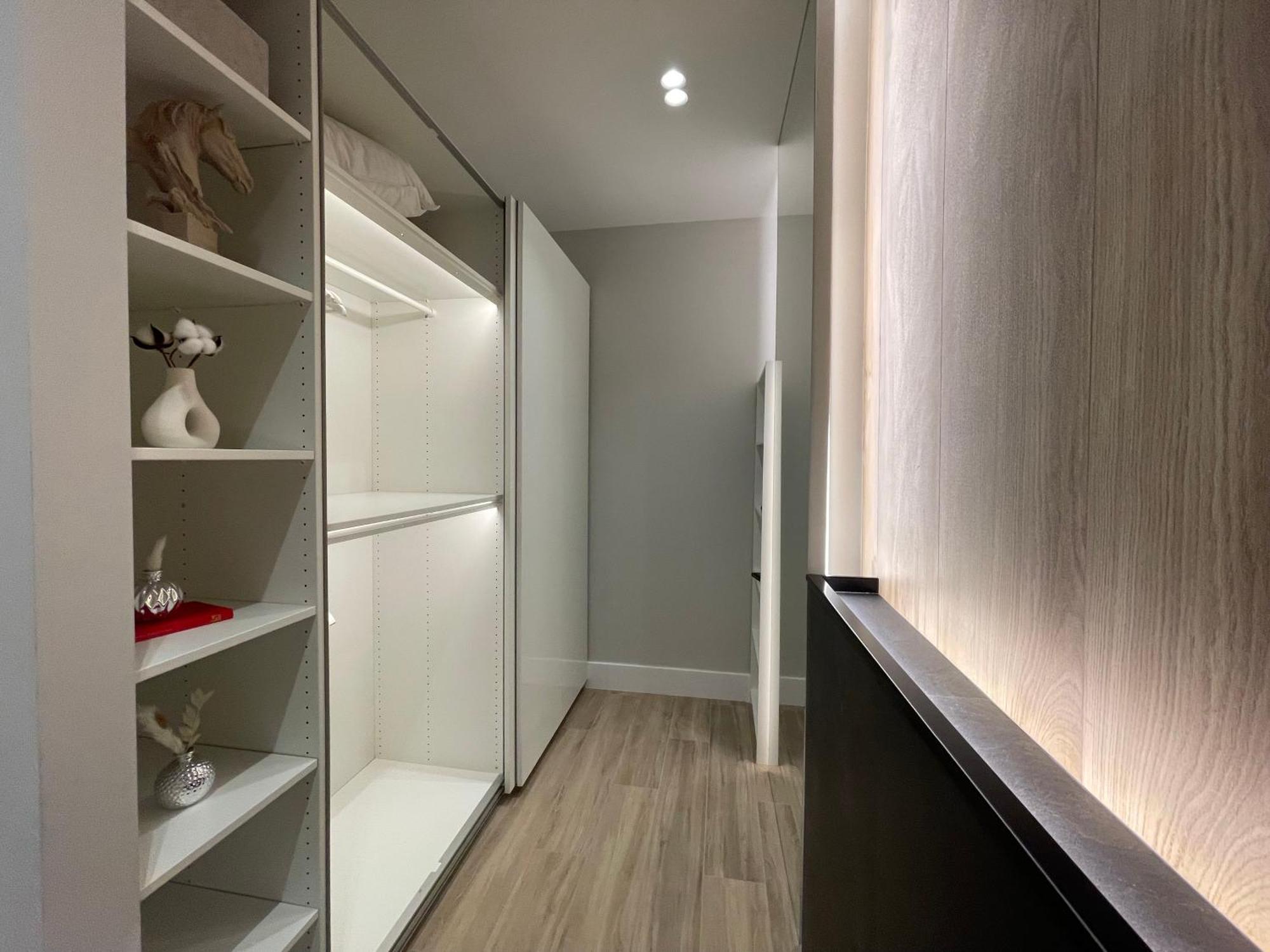 Apartment 2 Bedroom Penthouse *